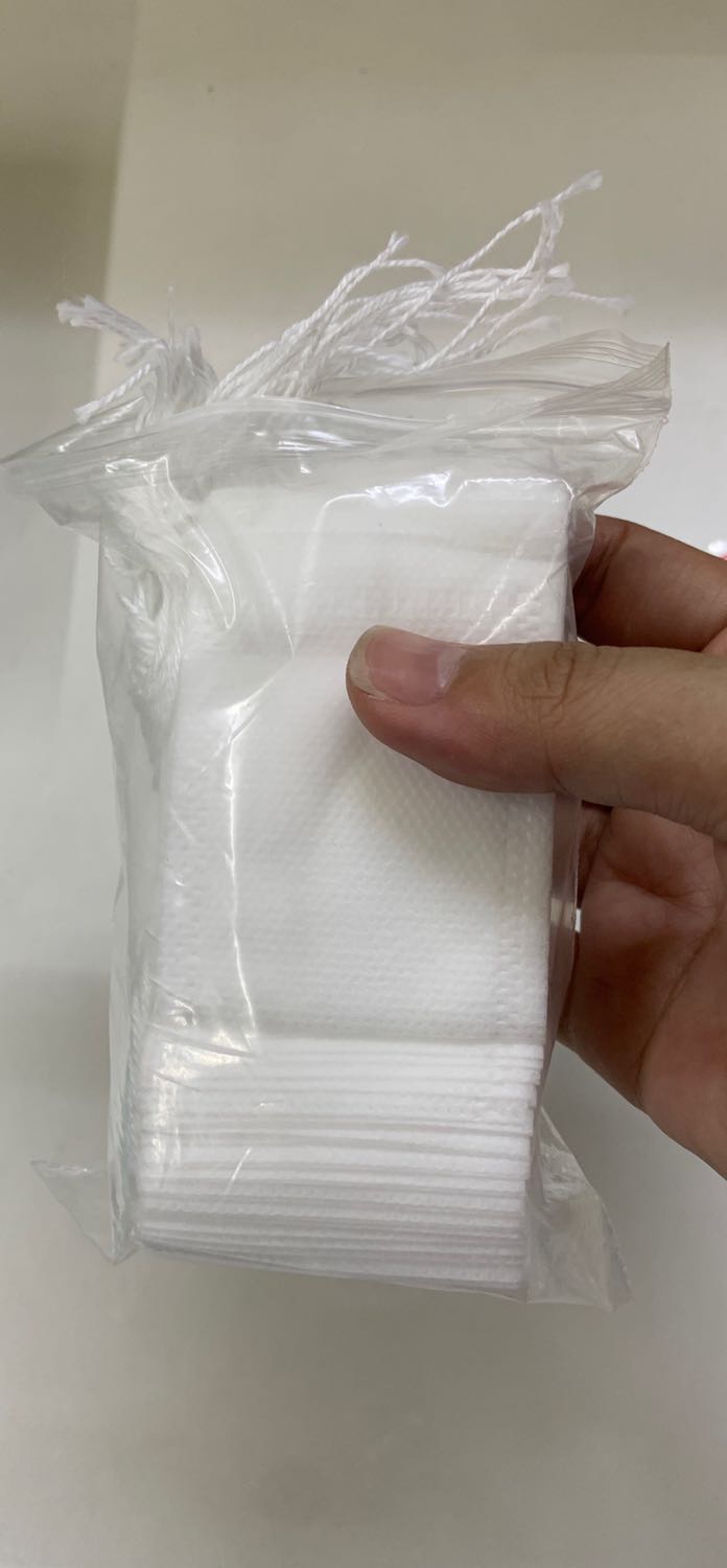 Bé bé xinh xinh, phù hợp nhu cầu cá nhân, những ai ko xem kĩ size đặt mua xong tưởng tượng 1 đằng nhận hàng 1 nẻo dễ nảy sinh hậm hực, mình thấy okelah nha shop, tại cần dùng size mini!