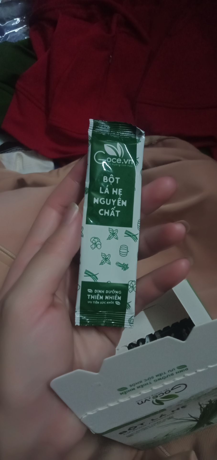 Đặt diếp cá nhưng lại giao hẹ. Shop ko tôn trọng khách hàng, nếu có hết hàng có thể báo mình 1 tiếng để mình đổi sp, đằng này tự ý đổi. Dịch bệnh giao hàng đã khó khăn rồi đổi trả khi nào mới có hàng. Nên mình để dùng luôn, muốn đặt thêm mấy sản phẩm của shop nữa nhưng lại sợ giao nhầm 🤨🤨