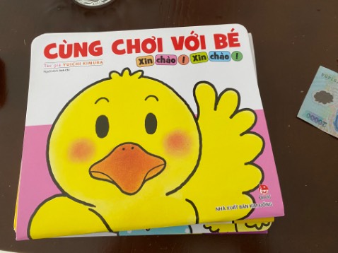 Sách vui, phù hợp với lứa tuổi, con mình rất hứng thú với bộ sách này.