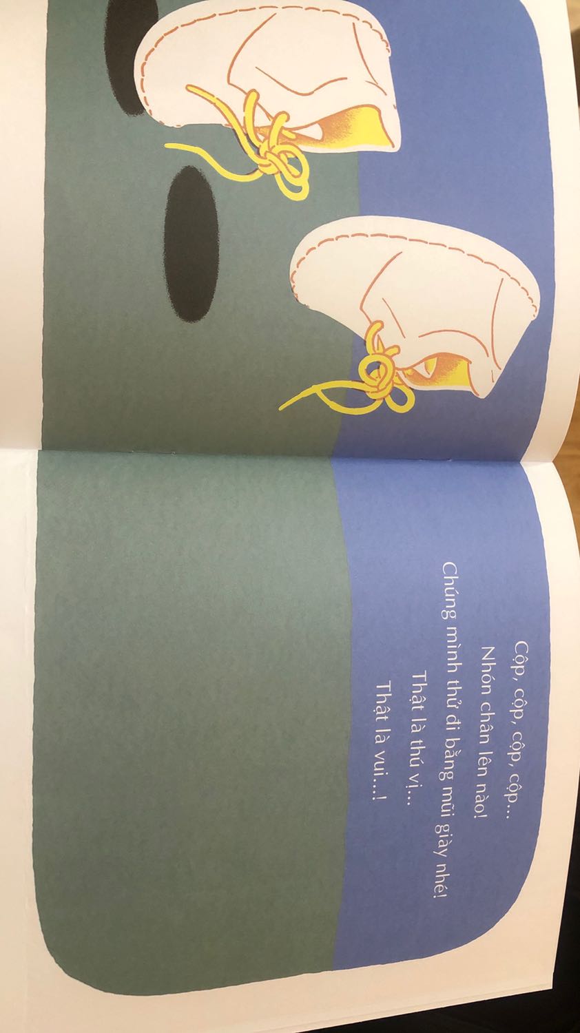 Nội dung khá đơn giản nên mỗi lần đọc sách mình phải sáng tạo thêm để tận dụng chứ nếu đọc theo nội dung sách viết thì khá nhàm chán