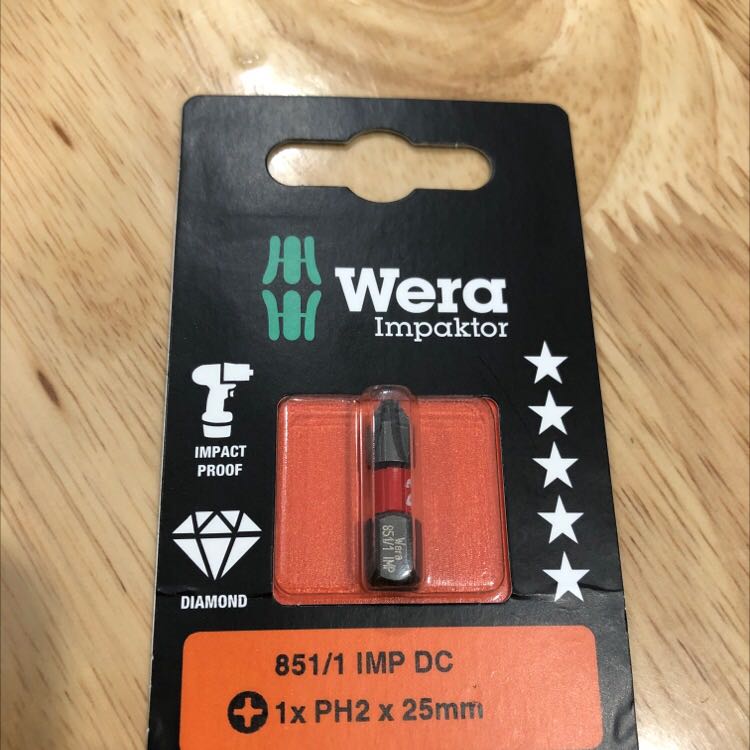 Đầu vít xịn xò. Mới nhìn thôi đã thấy chất lượng. Hy vọng sẽ bền lâu.