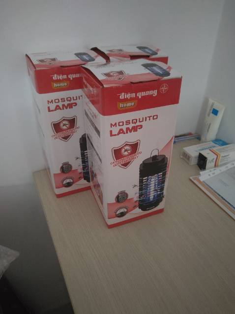 Sản phẩm đúng như hình của nhà sản xuất, vỏ hộp bị rách không đồng đều. Mong chất lượng bền theo thời gian.