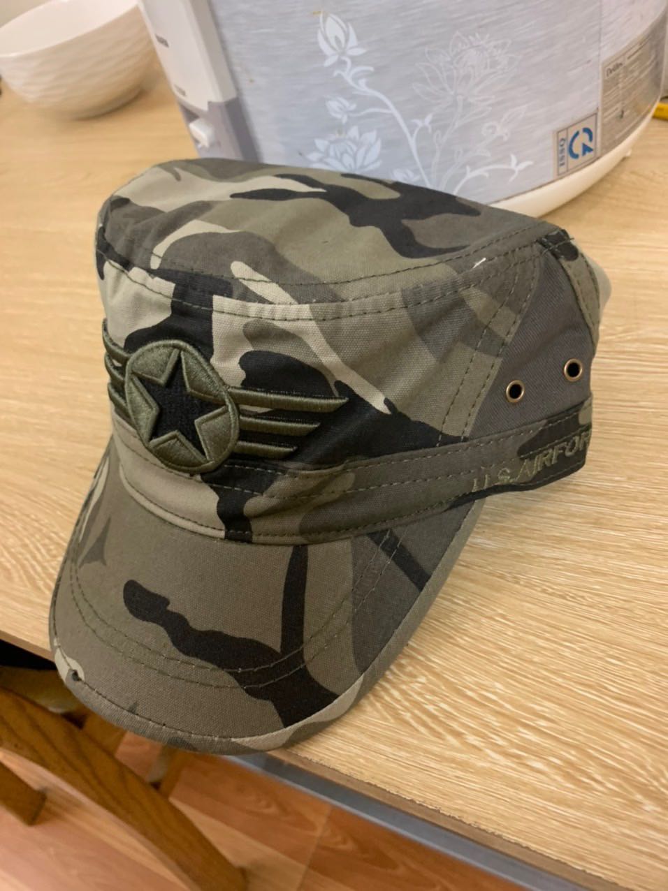 Tìm lòi con mắt mới thấy cái mũ vừa rẻ vừa đẹp thế này, đội lên đứng form, vừa vặn luôn ạ. Cho shop 5 sao 👍 Tìm lòi con mắt mới thấy cái mũ vừa rẻ vừa đẹp thế này, đội lên đứng form, vừa vặn luôn ạ. Cho shop 5 sao 👍