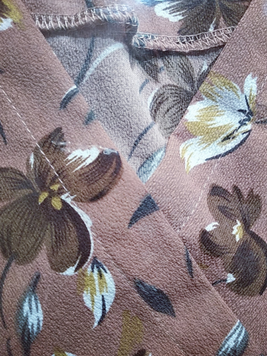 chất lượng tốt, đã mua 2 bộ 2 màu khác nhau của TIKI, cám ơn nhiều