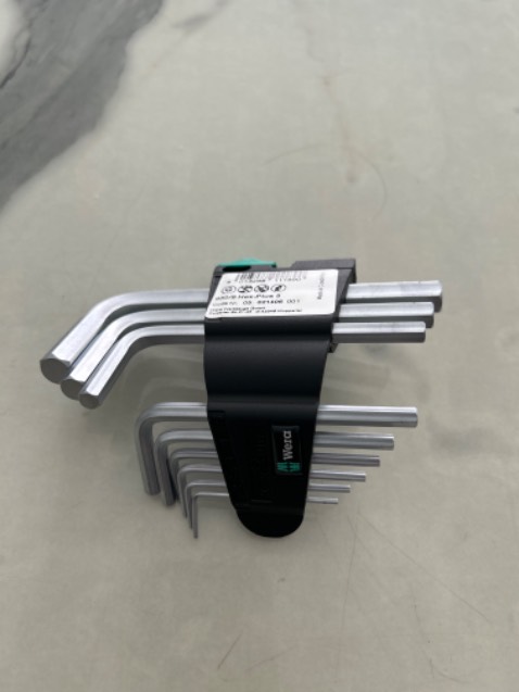 Chat luong ko the che.  The tool is solid. Rat hai long. Tien nao cua nay.