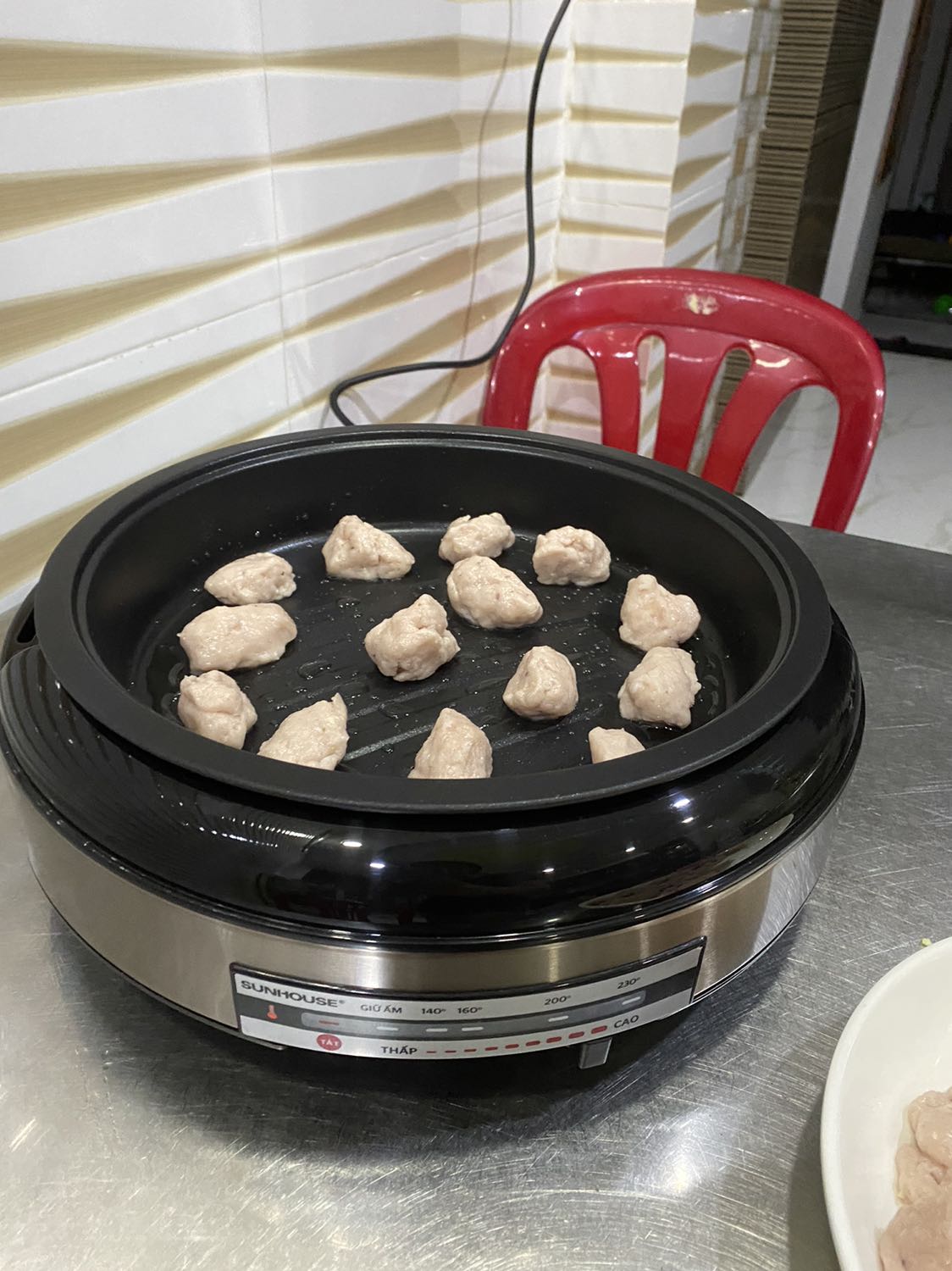 Sản phẩm sử dụng tốt. Đã dùng nấu lẩu và sôi nhanh, nấu đồ ăn ngon. Hi vọng độ bền tốt.