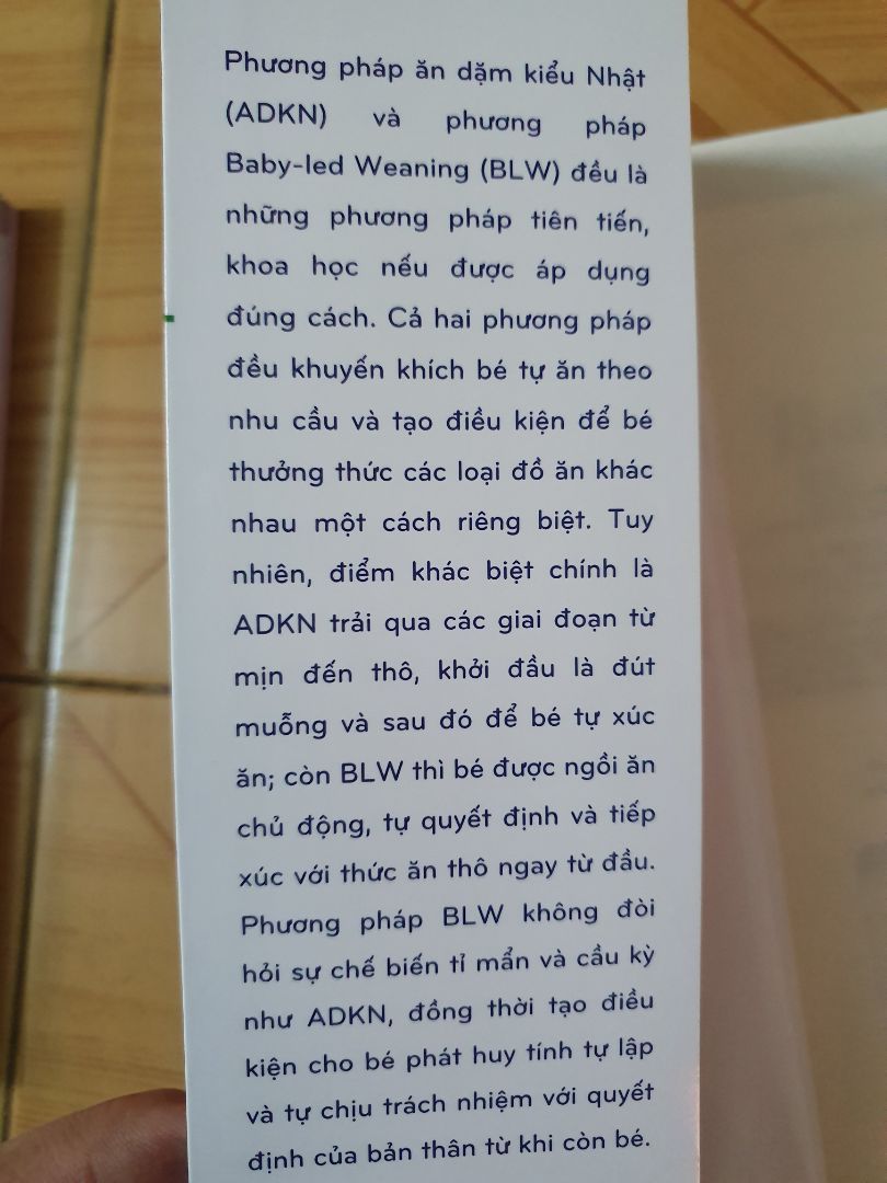 Hướng dẫn chi tiết, menu đồ ăn phong phú. Shop gói hàng kỹ càng. Giá rẻ hơn nhiều nhà sách khác.