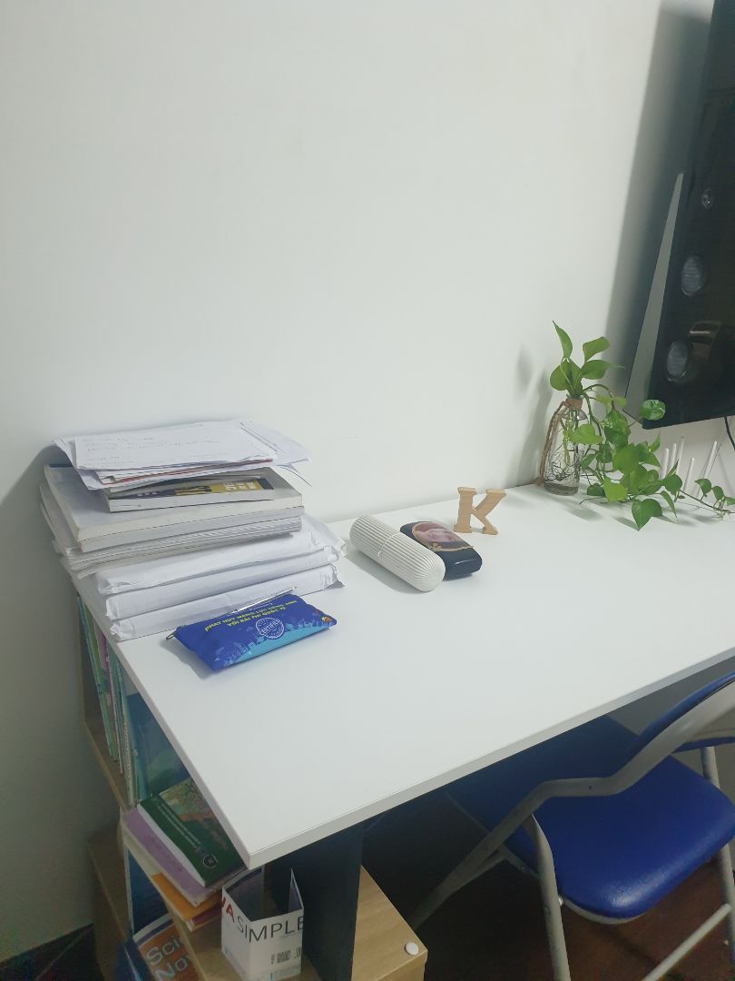 thương hiệu uy tín, thiết kế đẹp, dùng gỗ MDF lõi xanh nên sản phẩm bền chắc