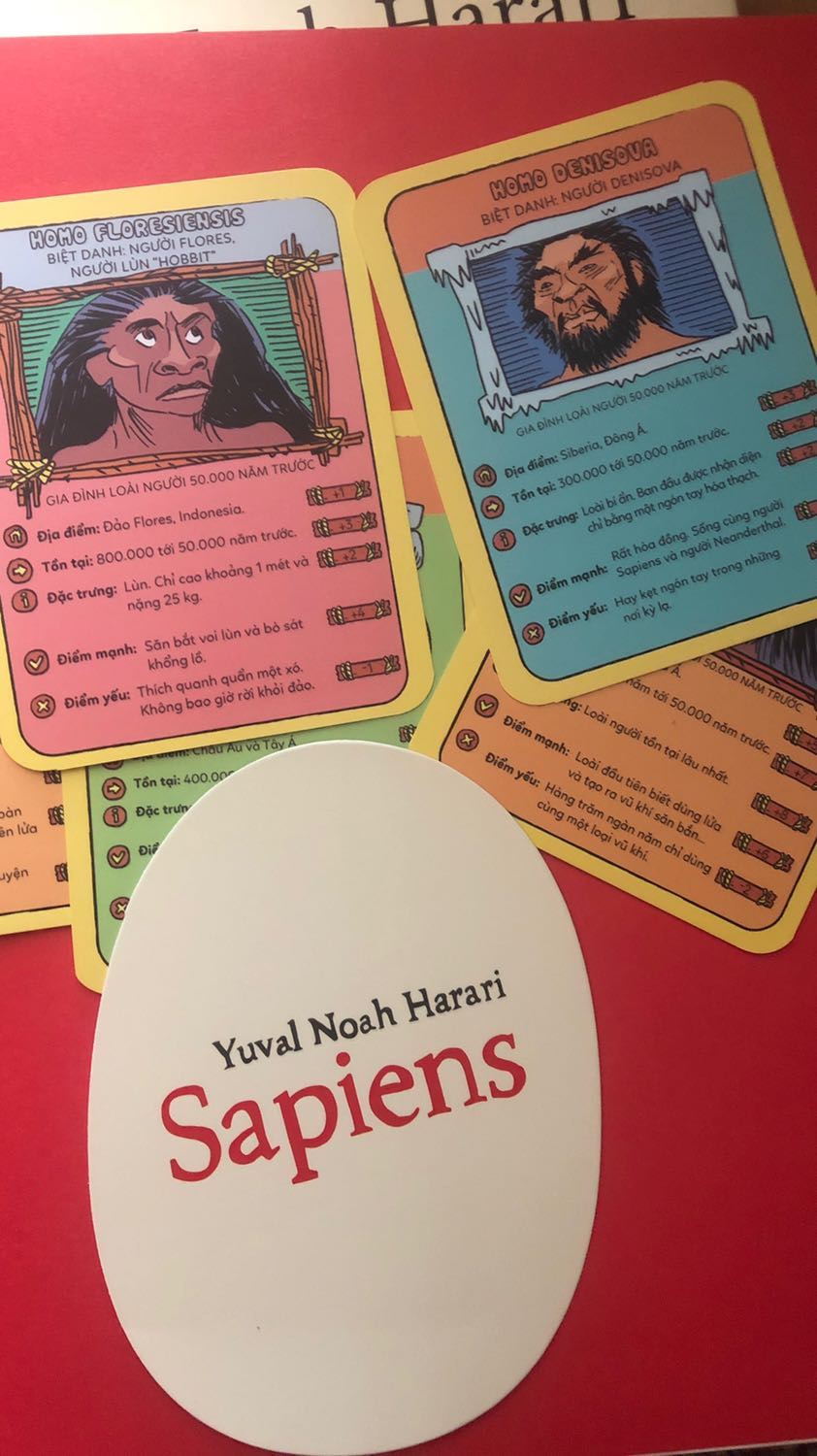 Tặng kèm bookmark rất dễ thương và gói hàng rất kĩ càng