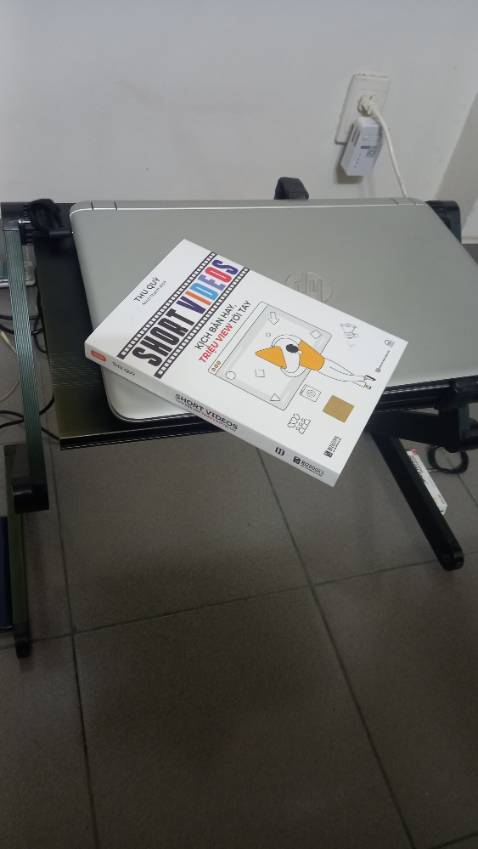 mới đọc vài trang, viết dễ hiểu, súc tích . 👍