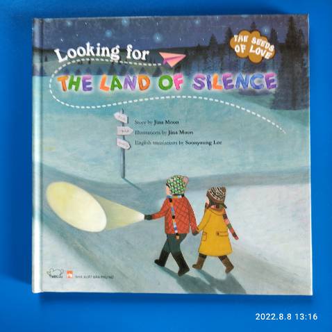 Sách mới 90%, hơi bụi. Sách in màu đẹp, hình ảnh minh hoạ dễ thương. Phù hợp cho các bé. Mình săn sale nên được giá rất tốt.