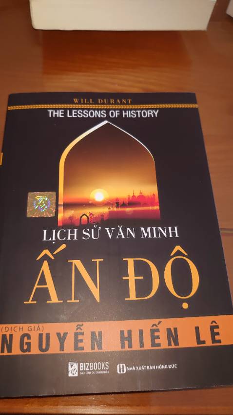 Tốt quá rôi! Một quyển sách chất lượng thuộc hàng cao cấp giấy tốt. 
  Cảm ơn shop rất nhiều!