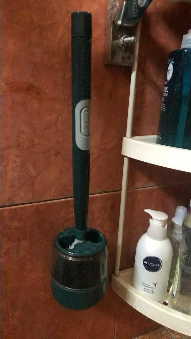 Hàng đẹp, có ngăn để xà bông vào luôn rất tiện lợi tuy nhiên k nên đổ quá đầy vào cây sẽ bị rỉ xà bông ra nha mn