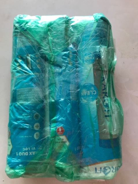 Đặt KORIHOME  không có hàng giao thì nói thật đi rồi người ta hủy đơn cho có đâu đặt đã chuyển tiền trước luôn đợi dài cổ xong nhận mở ra thấy lấy  KAROPHI giao thế tức ói máu. Làm ăn kiểu này ai giám vô mua nữa.