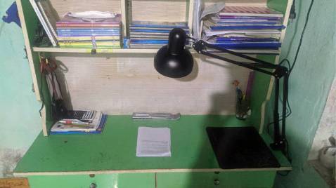 Tự mua đèn cho con gái học online may quá gặp shop. Hàng đẹp lắp vào cái bàn nhỏ lắp đồ của con gái mình mà vẫn rộng thênh thang. Tks shop nhé. Có cái đèn học onl ở nhà dù sáng hay tối cũng đỡ hại mắt hơn. M.n nên mua nhé. Mua đèn này của shop bằng thép cứng cáp chắc chắn  Cảm ơn shop