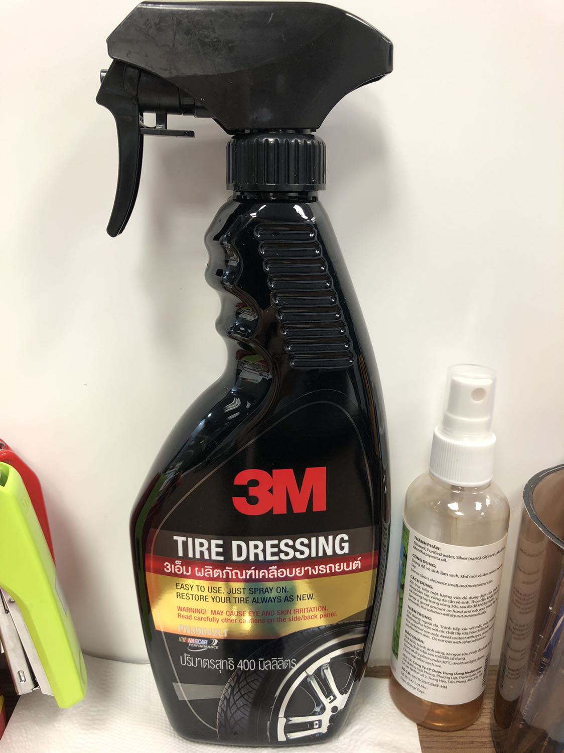 Đã sử dụng sản phẩm này rất nhiều lần. Sản phẩm có chất lượng tốt; giá cả hợp lý. Vòi xịt lan toả đều trên lốp.

Tiki giao hàng nhanh và đóng gói cẩn thận.