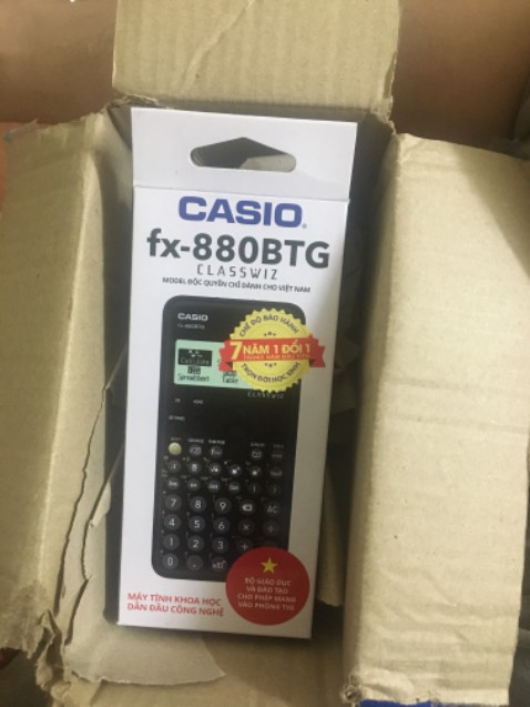 Gửi hàng nhanh, bọc tương đối kĩ
Qua trải nghiệm thì thao tác tương đối khó dùng nếu là các bạn lớp 11 và 12 đang ôn thi thì khuyên không nên dùng máy này mặc dù tốc độ tính nhanh hơn máy trước nhưng các bạn cần 1 thời gian khá dài để làm quen với máy thậm chí là học hướng dẫn sử dụng (cái này có sẵn trên trang chủ của casio).