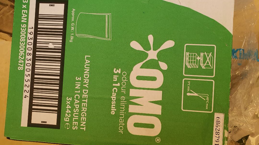 nhìn ngoại quan thấy ok. chưa xài nên chưa biết chất lượng. nhưng có hơi hoang mang xíu vì made in China. nhưng hy vọng là thương hiệu sp  đảm bảo tiêu chuẩn. quà tui giặt thì dễ thương. chỉ cái sọc là bằng vải nên cũng buồn tưởng là bằng nhựa. nên nếu có khuyến mãi vui lòng ghi rõ chất liệu. xin cám ơn Tiki.
