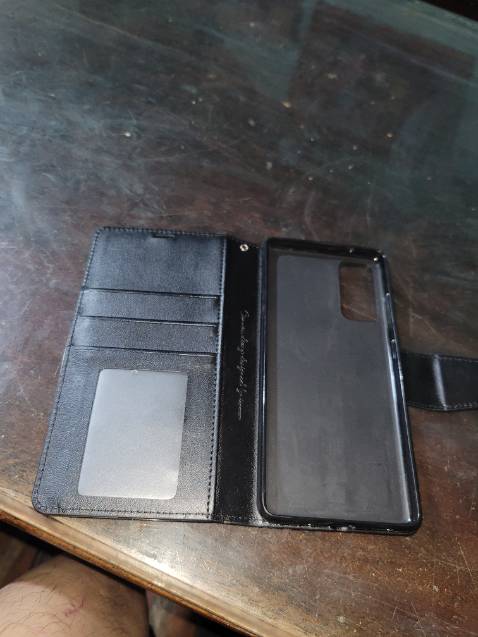 Hơi dầy.. Tạm không đến nổi tồi...