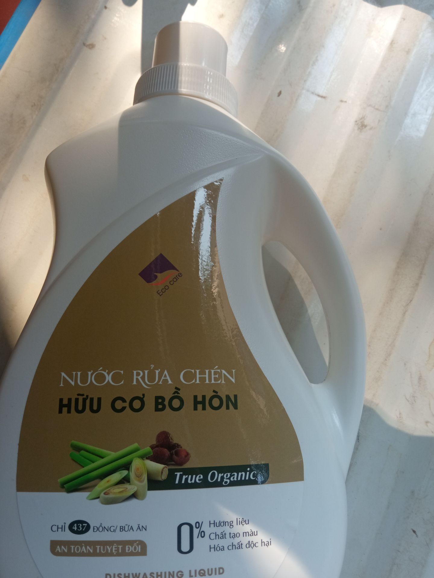 Đóng gói cẩn thận. Đợt trước mua chai nhỏ dùng thích nên mua hẳn chai to dùng cho tiết kiệm.