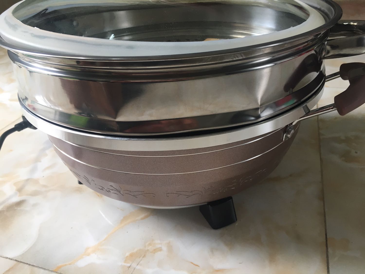 Sp ko giong hinh quang cao. Truoc đay toi hay mua hang tren tiki cung rat hai long ve uy tin. Nhung 2 lan sau nay rat that vong ve sp ban tren tiki, hang ko đam bao chat lượng 1 sao