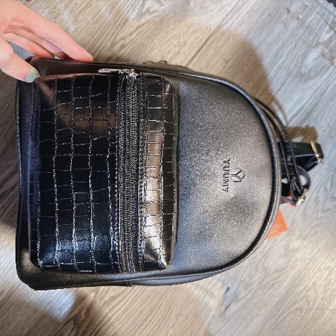 Chất da hơi bị đẹp nên mua nha mọi ngời ơi