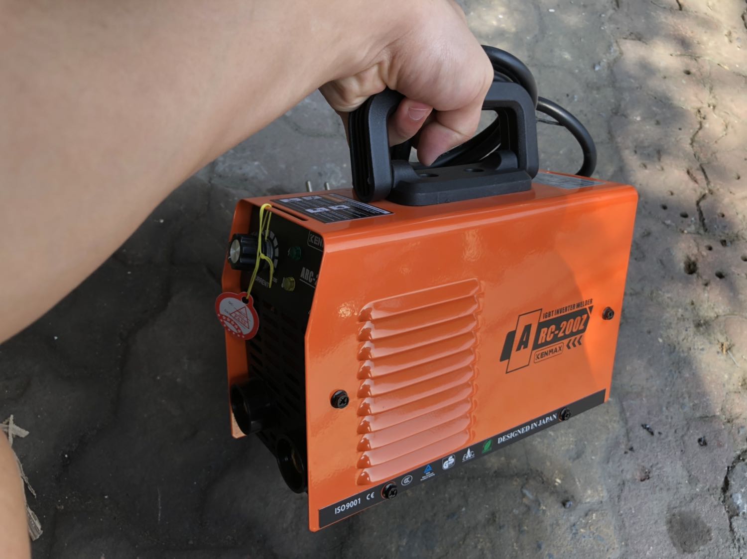 Máy hoạt động ổn định, nhỏ gọn thiết kế đẹp, Tiki đóng gói và giao hàng khá ưng ý.
Sẽ tiếp tục ủng hộ shop trong tương lai.