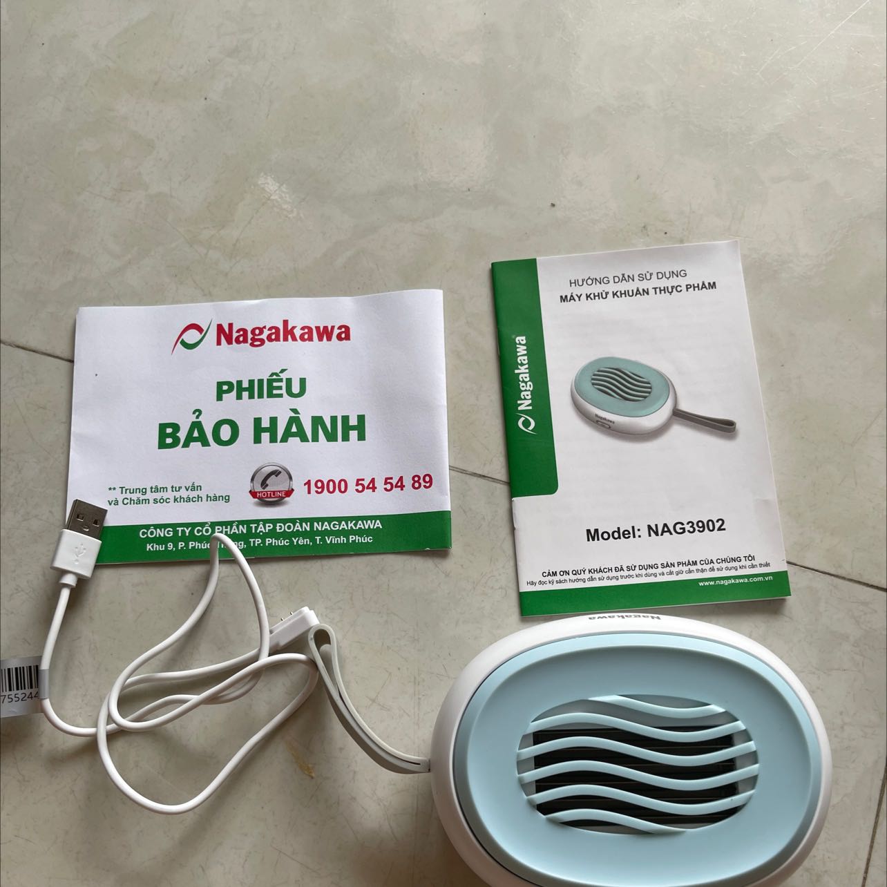 Mới mua xài thử nhưng sạc pin để 1 đêm , không vô pin, không sử dụng được. Nhờ Tiki hướng dẫn đổi hàng dùm nha. Mới mua xài thử nhưng sạc pin để 1 đêm , không vô pin, không sử dụng được. Nhờ Tiki hướng dẫn đổi hàng dùm nha.