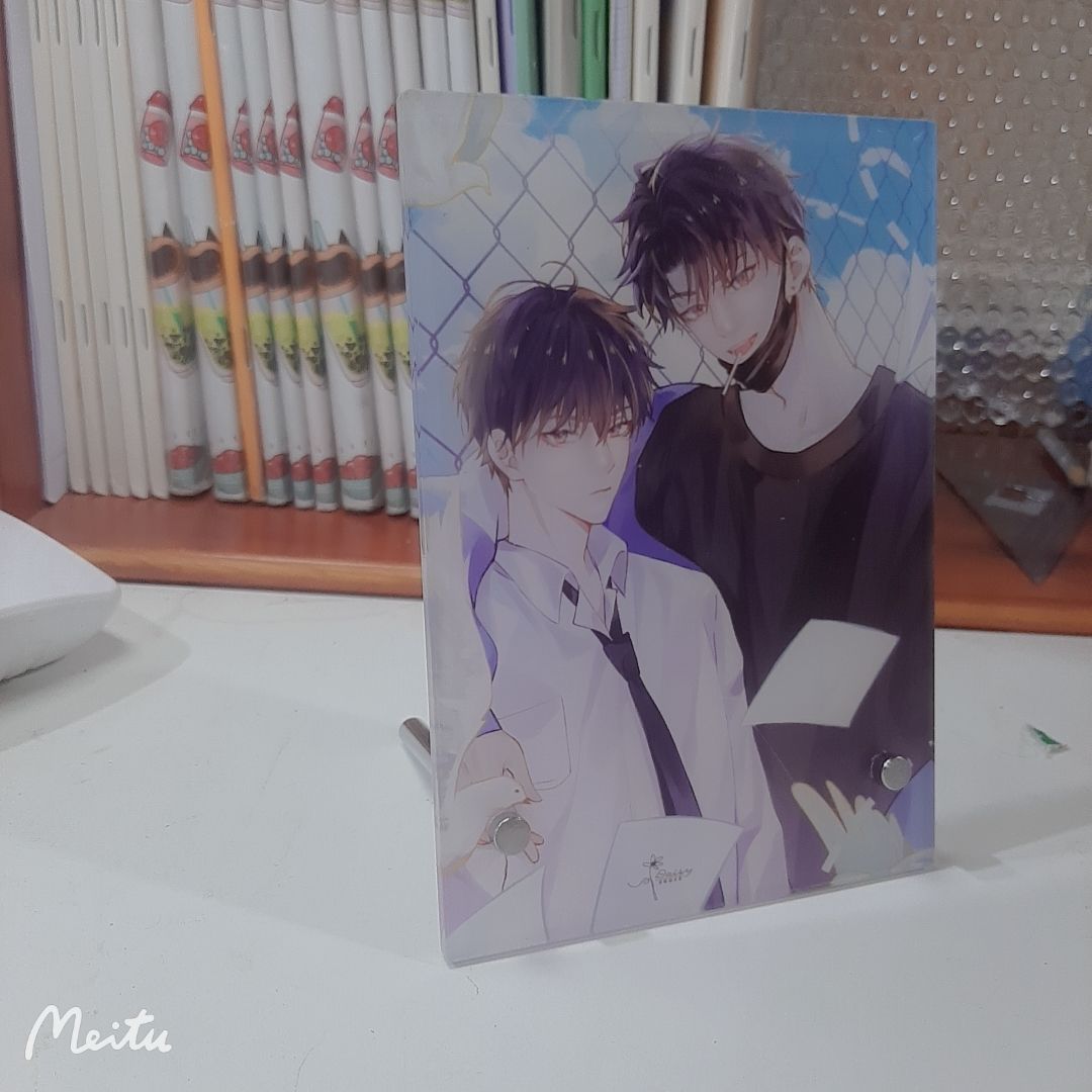 Okee nhưng xin bên giao hàng nhẹ nhàng chút:'l