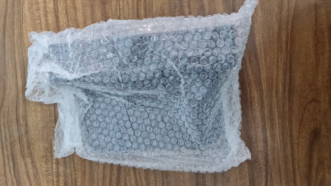 Sản phẩm nhìn đẹp, chắc chắn, được đóng gói cẩn thận. Tiếc cái mình ko để ý trước khi mua, xe mình bán tải khe hở lớn không cài đc. Tuy nhiên mình sẽ đem cho người quen. Vẫn đánh giá 5 sao cho sản phẩm.