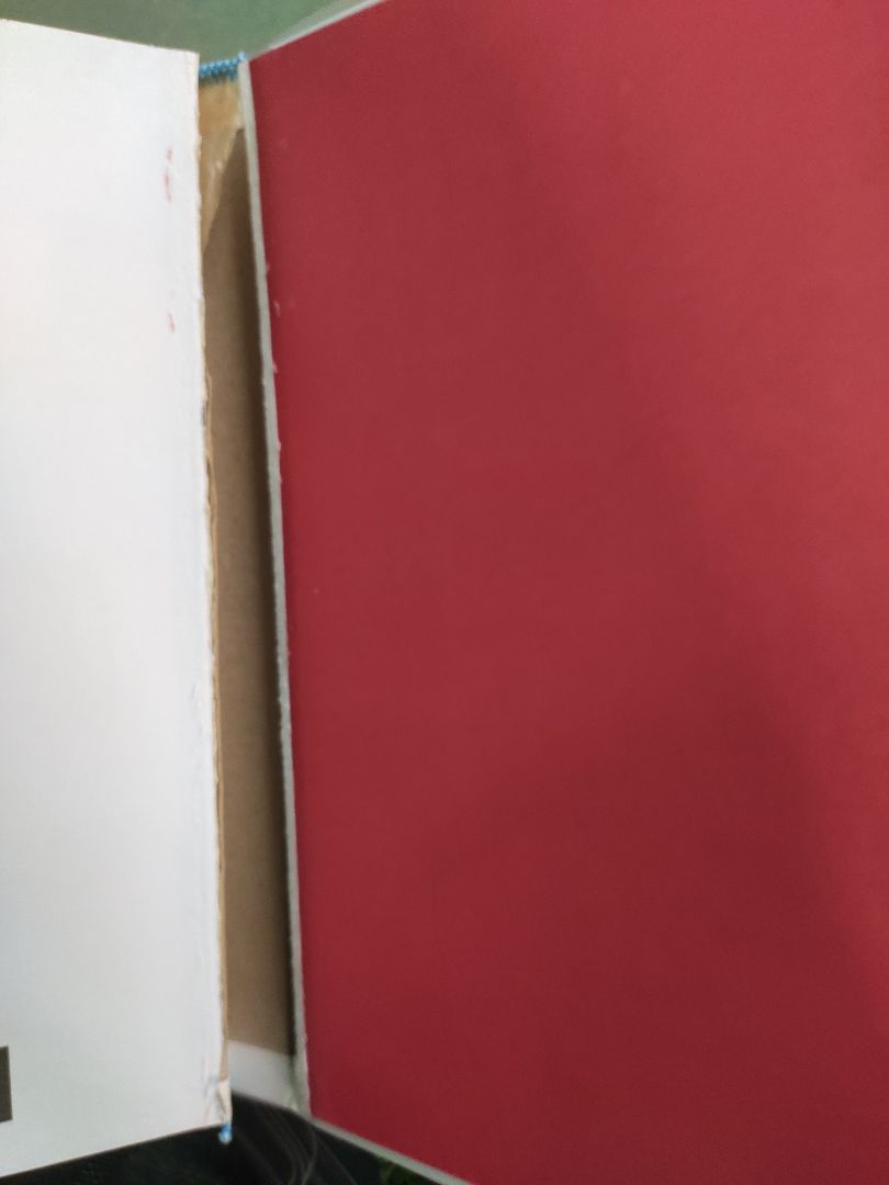 đã mua nhiều đơn dạo nạo này tiki giao hàng, đơn hàng móp méo, mặc dù đã lót thêm giấy nhưng vẫn k thể bảo vệ tốt cuốn sách, mua sách về để tặng cho bạn mà đã bị bong hết bìa gáy luôn rồi, xin đổi lại hàng ạ