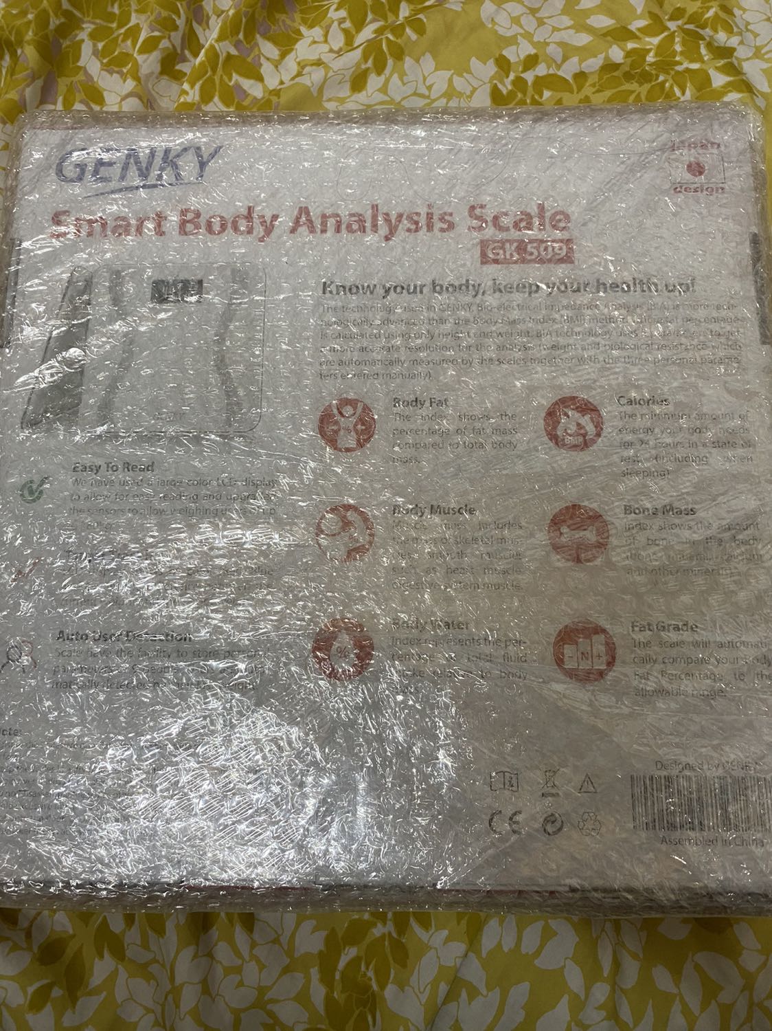 Thiết kế đẹp, xịn xò, đo được cả lượng mỡ với cơ các thứ… Đo thử mấy lần liên tiếp thì kết quả tương đồng, cân nặng gần như không đổi nên đoán là máy cũng chính xác.  Đóng góp ý kiến shop nên làm video hướng dẫn sử dụng để dễ sử dụng hơn. Mọi thứ khác thì ok rồi ạ