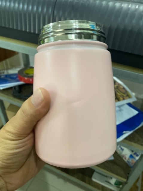 Treo đầu dê, bán thịt ***, hàng không đúng như hình minh họa trên Tiki. Đề nghị đổi trả.
Hàng ko có tem phụ, không có một chữ nhà phân phối, đây là hàng ko có nguồn gốc rõ ràng. Đề nghị Tiki xem lại đơn vị cung cấp