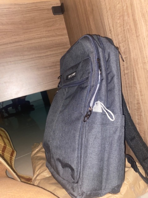 Chât liệu dày dặn, khoá chắc chăn