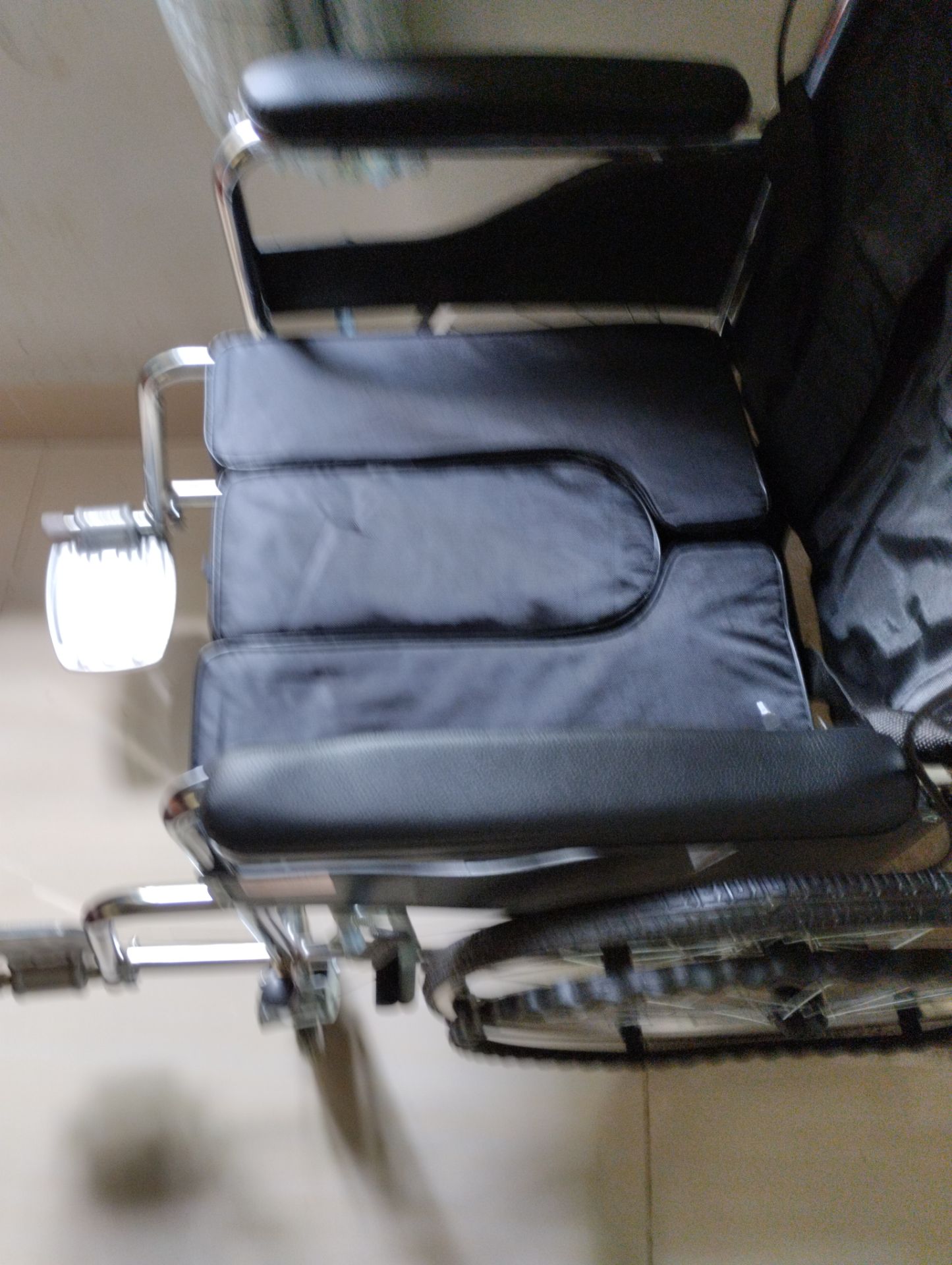 chuẩn đúng mô tả, sp chắc chắn, tg vận chuyển & giao hàng nhanh