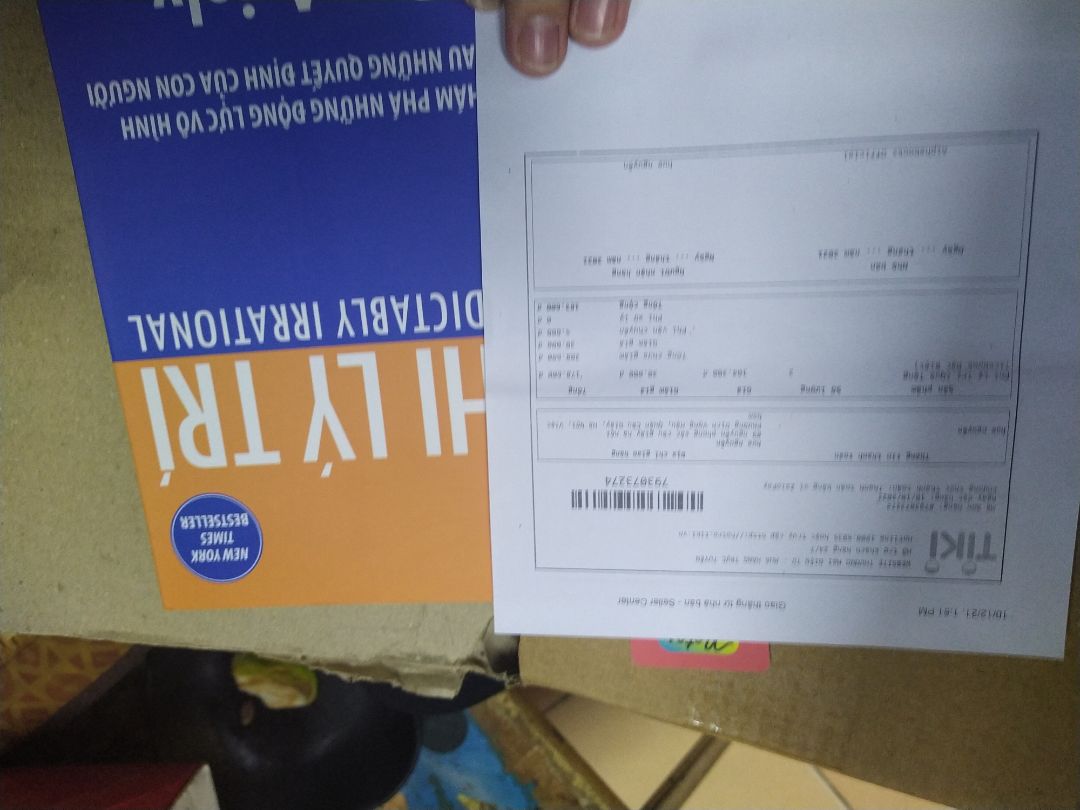 tôi mua 2 quyển nhưng chỉ giao 1 quyển là sao ạ. mong shop phản hồi