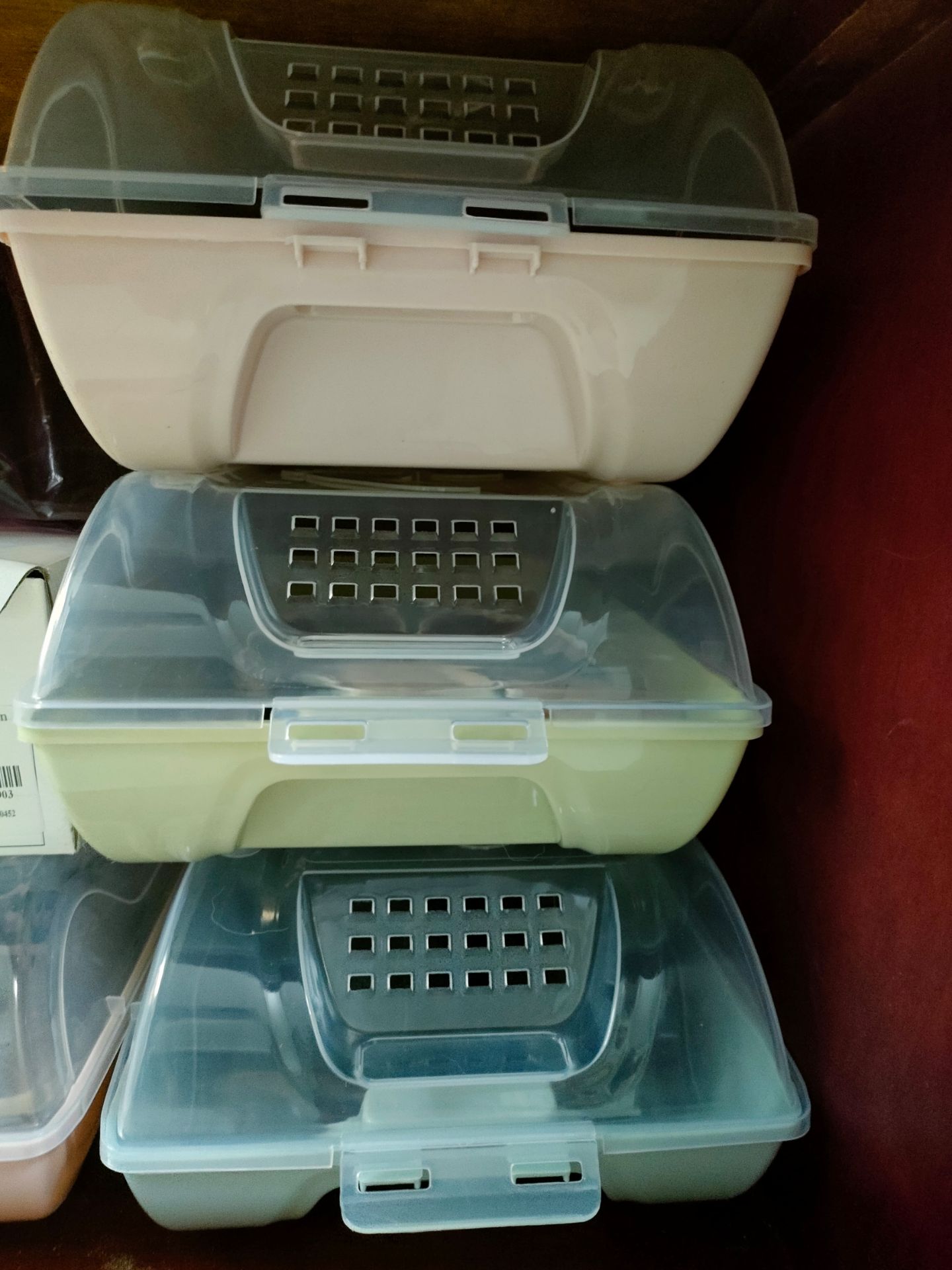 hộp chắc, chất lượng tốt, dễ ráp