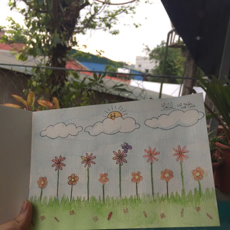 Đối với một người đang tập vẽ mà nước như mình thì khá ổn. Cọ không quá chất lượng, nhưng dùng được, giá rẻ, phù hợp với học sinh. Đối với một người đang tập vẽ mà nước như mình thì khá ổn. Cọ không quá chất lượng, nhưng dùng được, giá rẻ, phù hợp với học sinh.