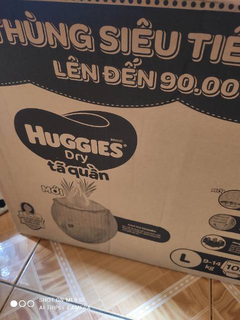 Chất liệu an toàn, thấm hút tốt. Bỉm xài ban đêm ok k bị tràn. Mình vẫn tin dùng loại nature này của Huggies nhất