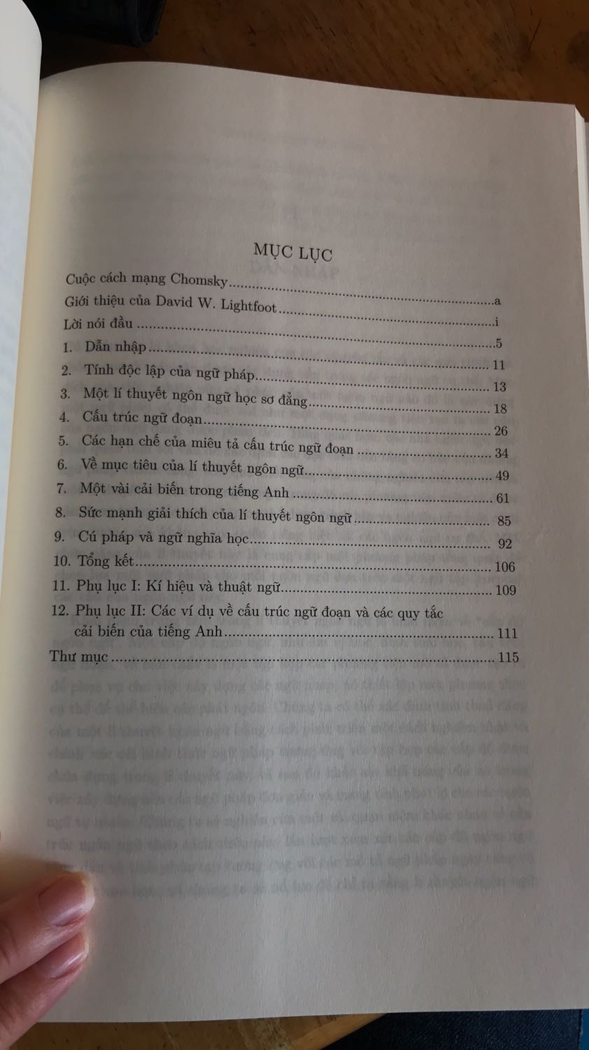 Sách có vài trang bị nếp gấp nhưng tổng thể tương đối OK . 
Nội dung thì thích hợp với cá nhân có trình độ hiểu kiên thức học thuật tương đối sẽ đọc dễ “ngấm” hơn.