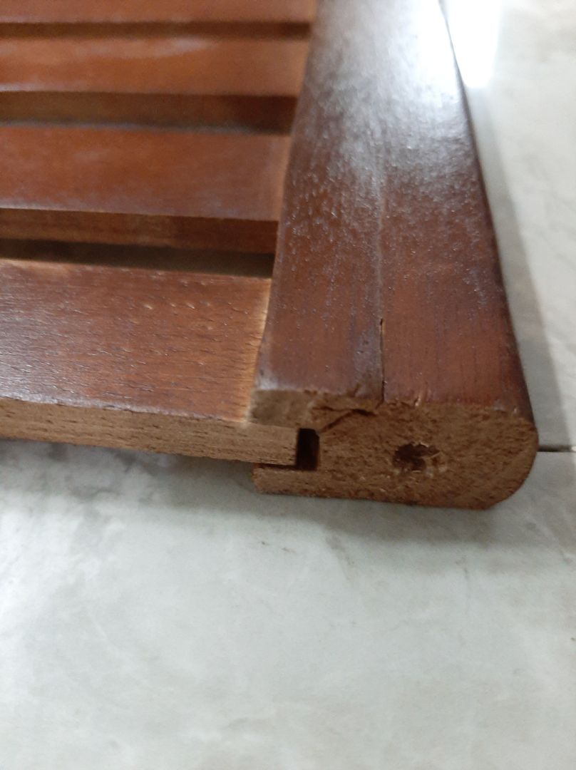 kệ đẹp nhưng có 1 tầng  bị gãy ở 2 đầu ko vặn ốc được, tiki liên hệ đổi hàng cho mình nhé kệ đẹp nhưng có 1 tầng  bị gãy ở 2 đầu ko vặn ốc được, tiki liên hệ đổi hàng cho mình nhé