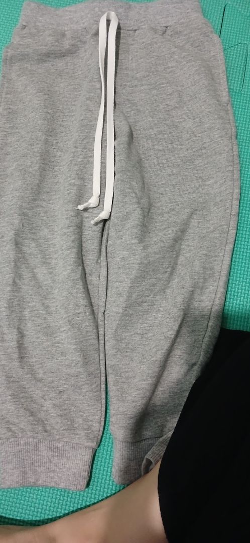 Mình lựa số 4 nên phù hợp với bé 3 tuổi.