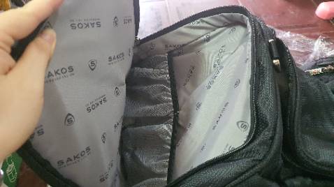 Túi đẹp, chắc chắn và xịn xò lắm nha. Các ngăn chia cũng hợp lý và tiện dụng, rất đáng tiền. Có phiếu bảo hành 2 năm luôn.