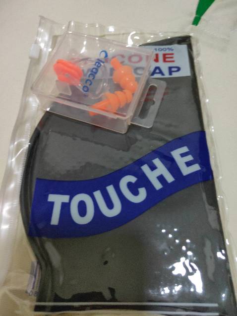 Nhận hàng siêu nhanh, form dáng đẹp mình rất thích. Mua chiếc này là chiếc thứ hai rồi. Mình còn được tặng thêm nón bơi xịn sò nữa. Nhận hàng siêu nhanh, form dáng đẹp mình rất thích. Mua chiếc này là chiếc thứ hai rồi. Mình còn được tặng thêm nón bơi xịn sò nữa.