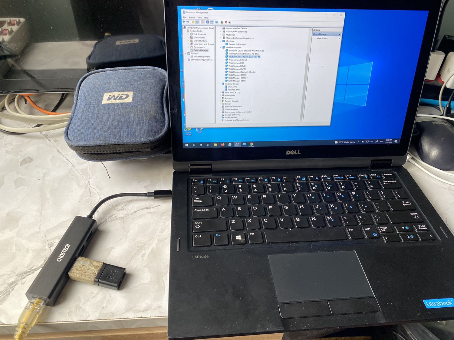 Shop giao hàng rất nhanh, đóng gói cẩn thận.
Nhìn chung khi ghim thiết bị vào laptop nhận rất nhanh và các kết nối mạng LAN với USB ổn, về lâu dài thì chưa biết được, phải chờ sử dụng.