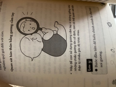 Giao hàng rất nhanh, đóng gói hàng rất tốt, sách rất đẹp.
Nội dung sách : đọc qua mục lục thấy khá hấp dẫn , NHƯNG mới đọc sơ phần trò chơi cho trẻ thấy C Ấ N    C ấ n … 
Trẻ 0 tháng tuổi mà tự cầm gương, Vũ điệu cho trẻ 0 tháng tuổi sách nói trên web với YouTube nhiều lắm nhưng ko dẫn chứng , mình search ko ra , search tên vũ điệu sách giới thiệu mình cũng Ko tìm ra … 
Bị 2 cái đó xong cái lòng tin vào nội dung sách giảm 50% 🤣