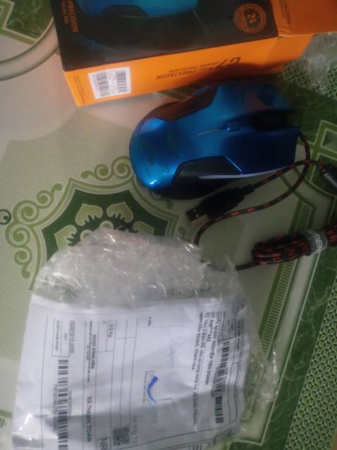 Tưởng shop đồng ý giao màu đen rồi chứ, hơi thất vọng Tưởng shop đồng ý giao màu đen rồi chứ, hơi thất vọng
