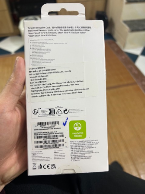 Giờ hàng fake rất nhiều. Check thì shop bán chuẩn chính hãng. Rất oke