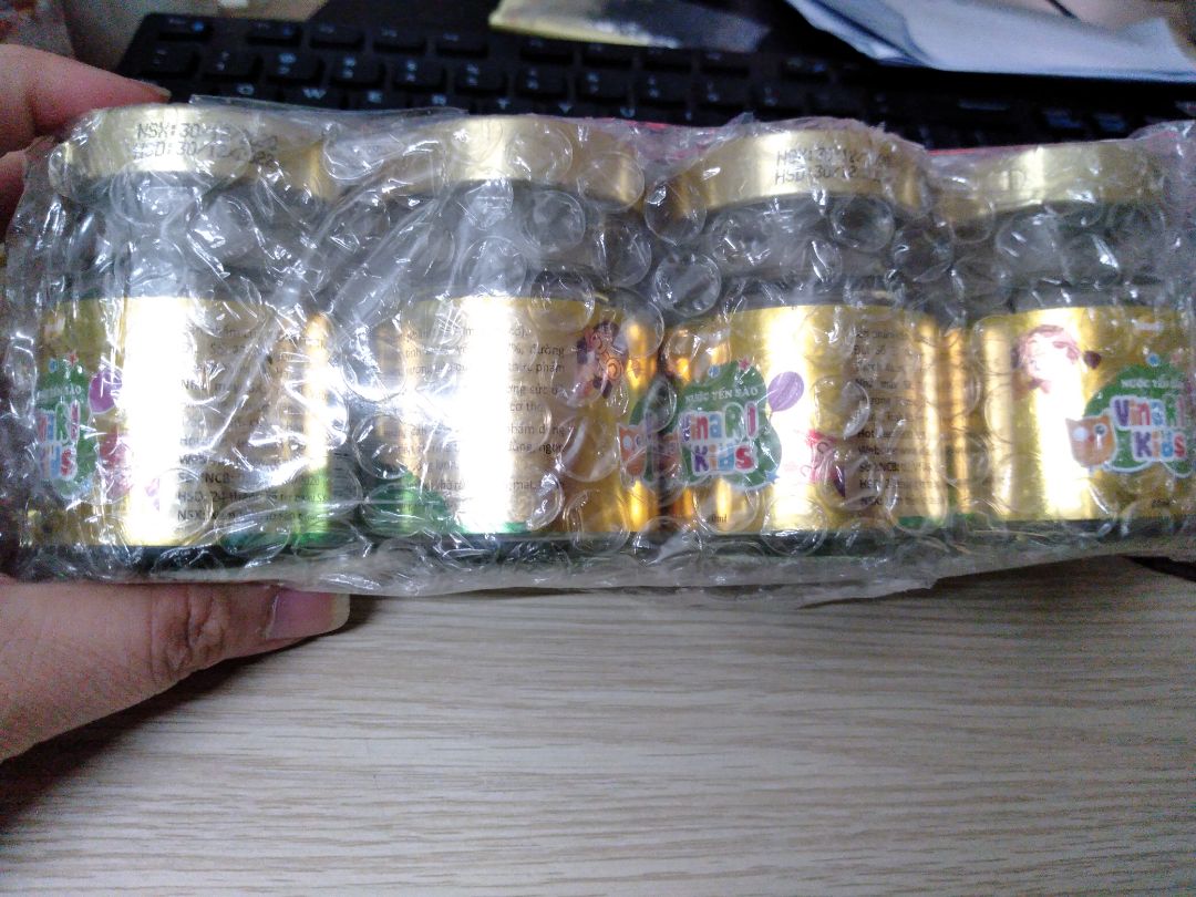 giao hàng nhanh, đóng gói chắc chắn kĩ lưỡng,giao đúng hàng đặt.