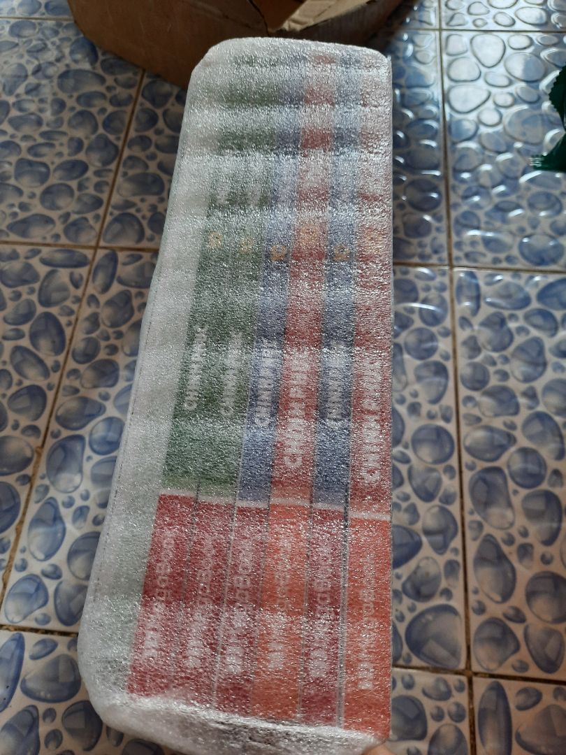 shop đóng gói cẩn thận, sách đẹp chi tiết ạ